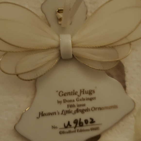 Heaven's Little Angels Ornament Collection - Picture 13 of 16